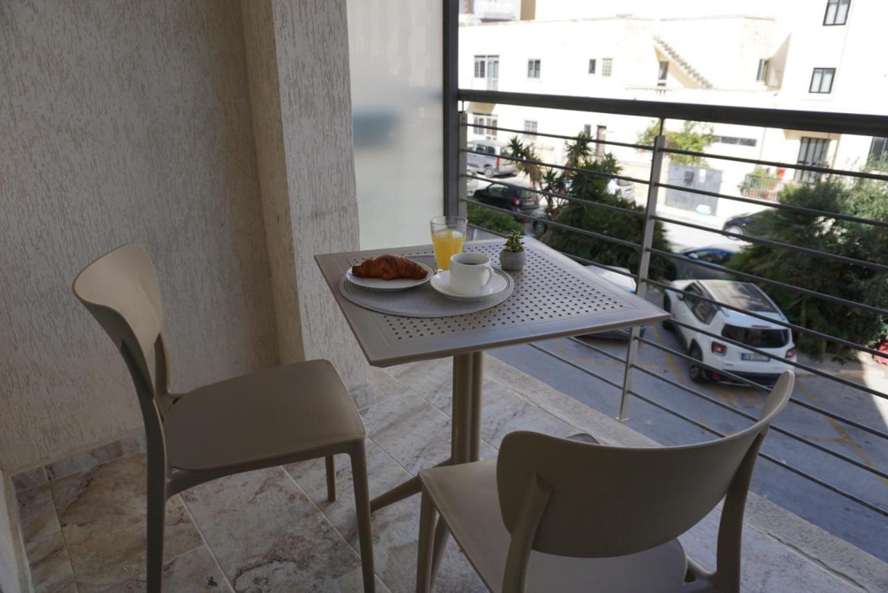Korzo Suites Paceville St. Julian's Exteriör bild