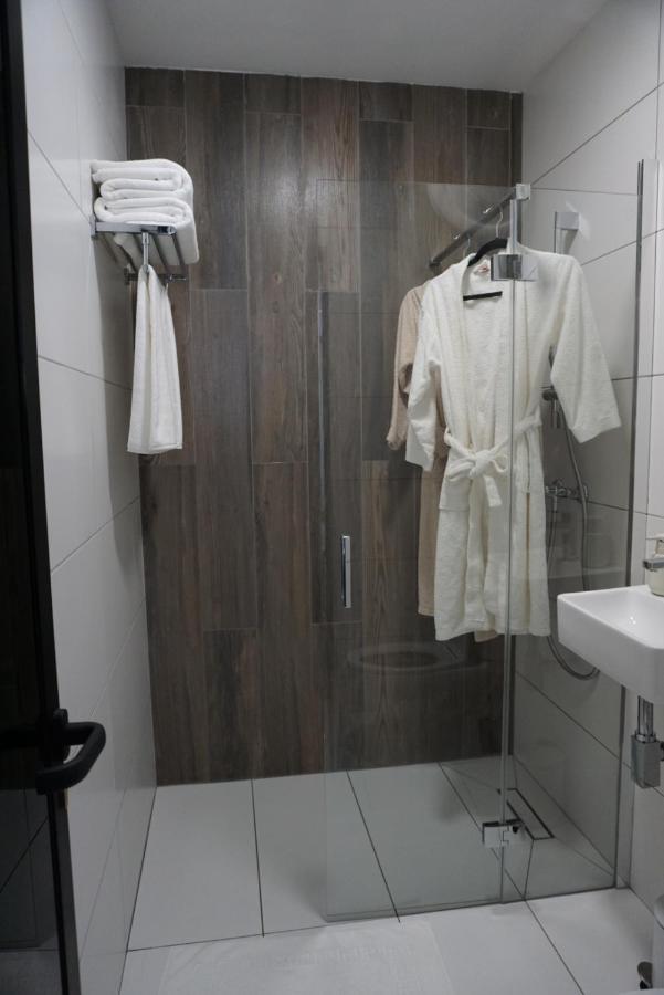 Korzo Suites Paceville St. Julian's Exteriör bild