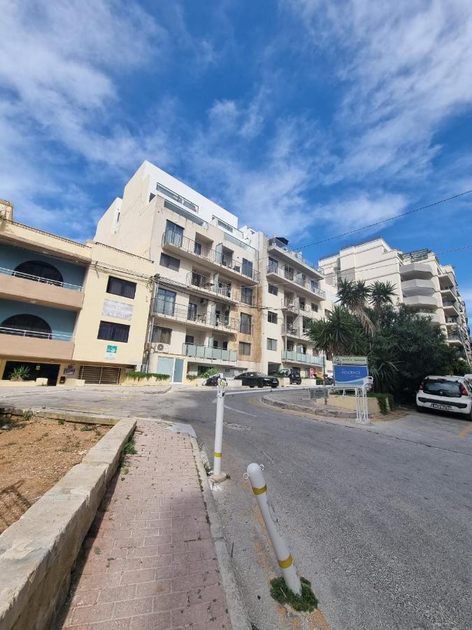 Korzo Suites Paceville St. Julian's Exteriör bild